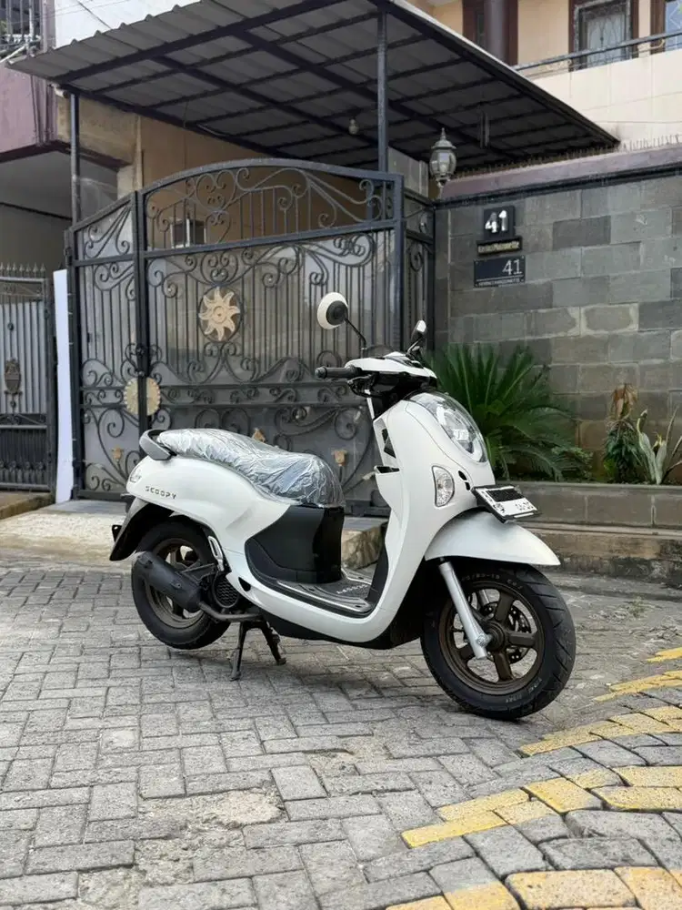 KM 620 PERAK! HONDA SCOOPY PRESTIGE KEYLESS 2025 LIKE NEW PJK 06-2026