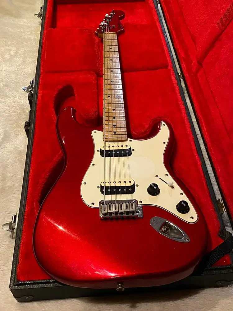 Squier Contemporary HH in Dark Metalic Red