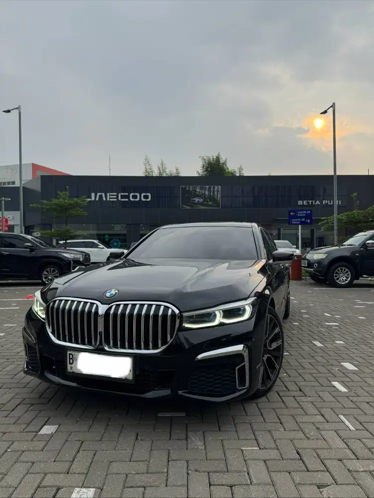 [PRIBADI] 2020 BMW 730Li //M SPORT PACKAGE G12