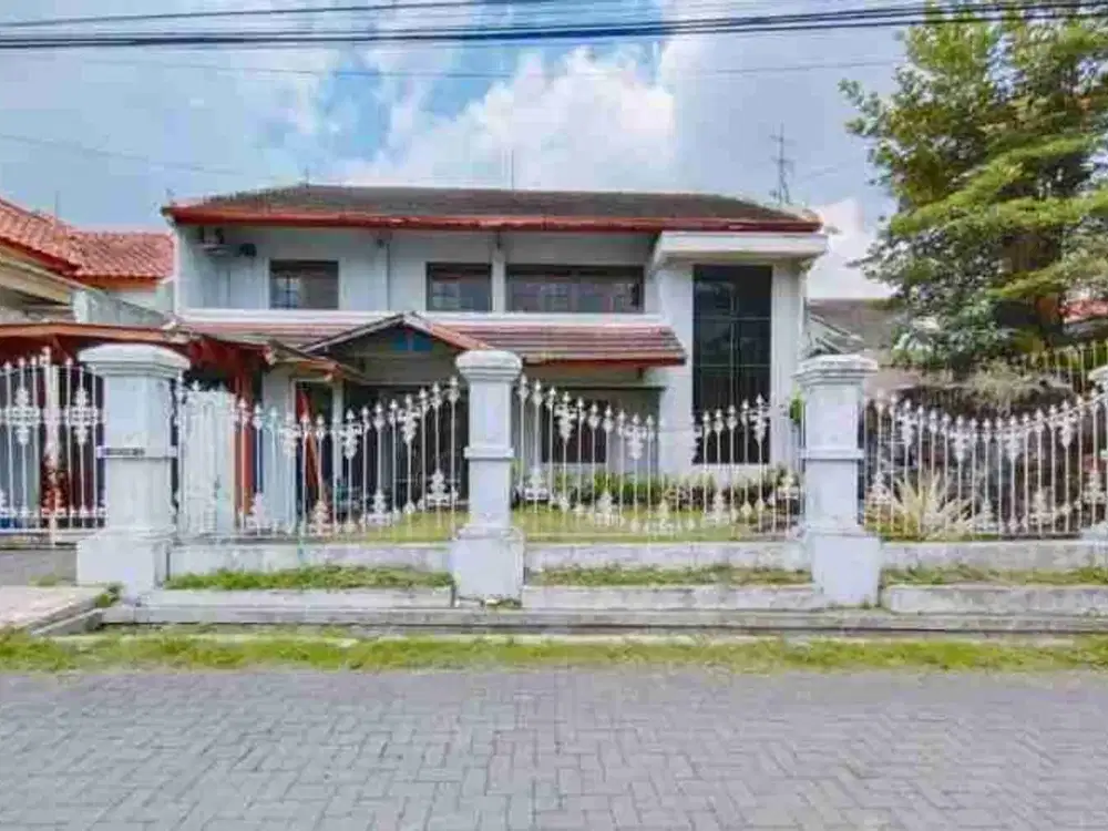 Rumah 2 Lantai Tanah Luas Di Condongcatur Dekat Ringroad Gejayan, Pakuwon Mall, Kampus UGM & UPN