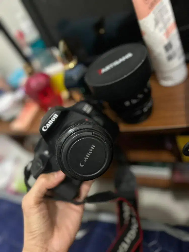 Canon DSLR 1300D Wifi