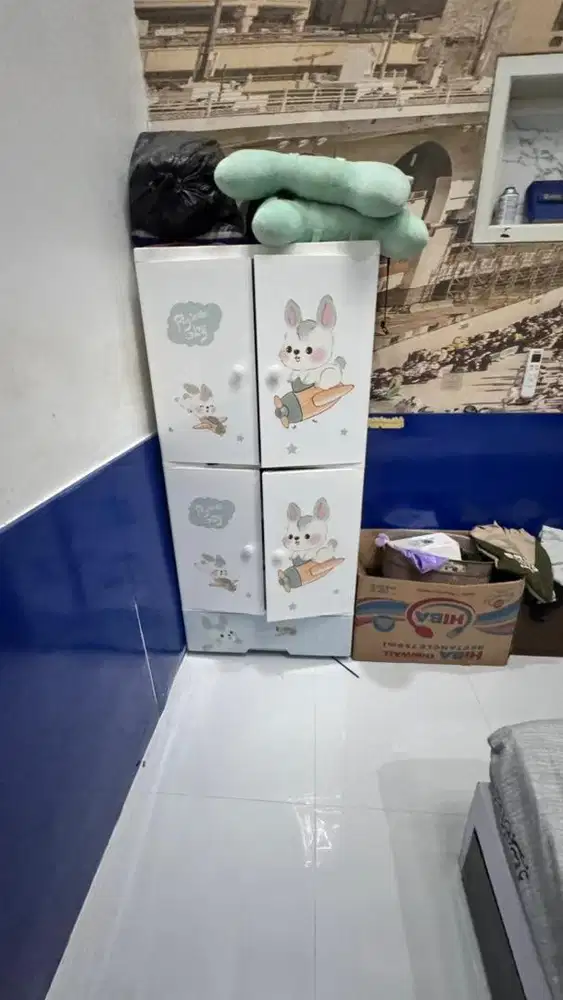 Lemari plastik anak cewe