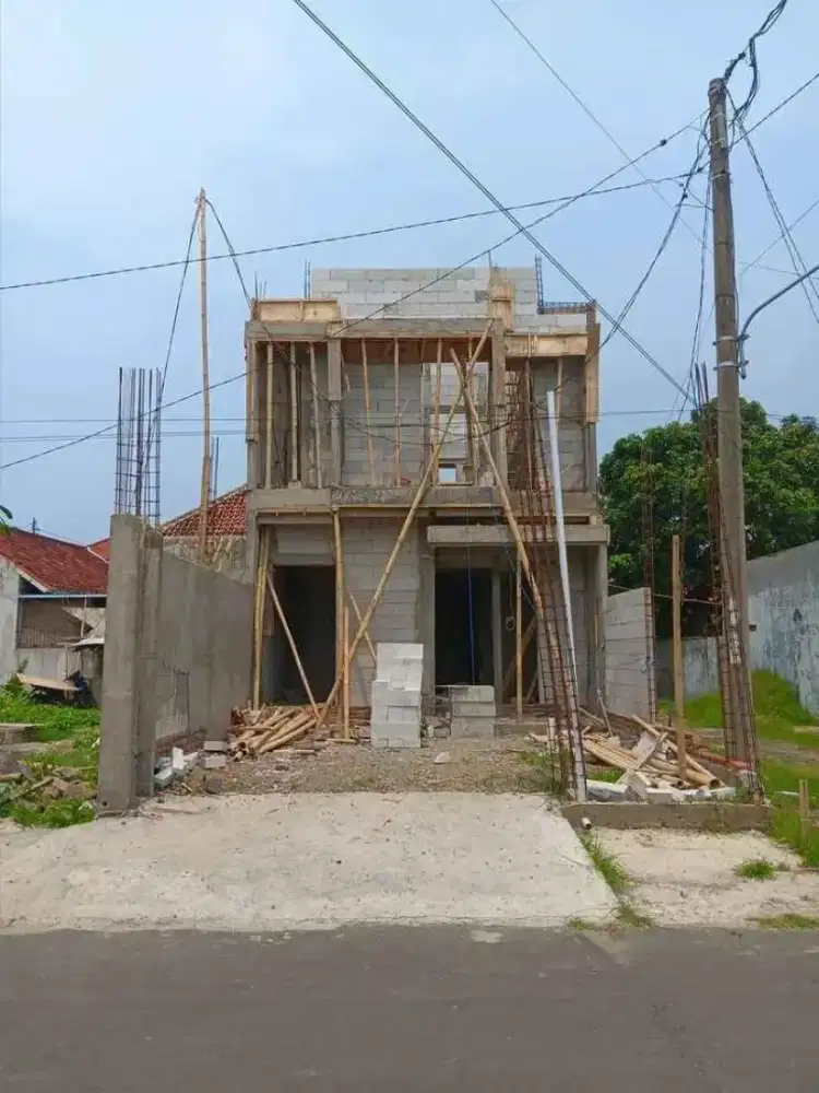 Tukang bangunan