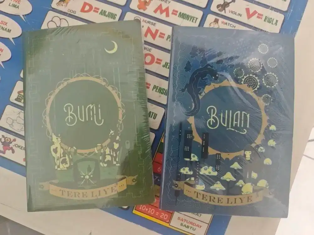 WTS NOVEL BUMI SERIES (BUMI DAN BULAN)