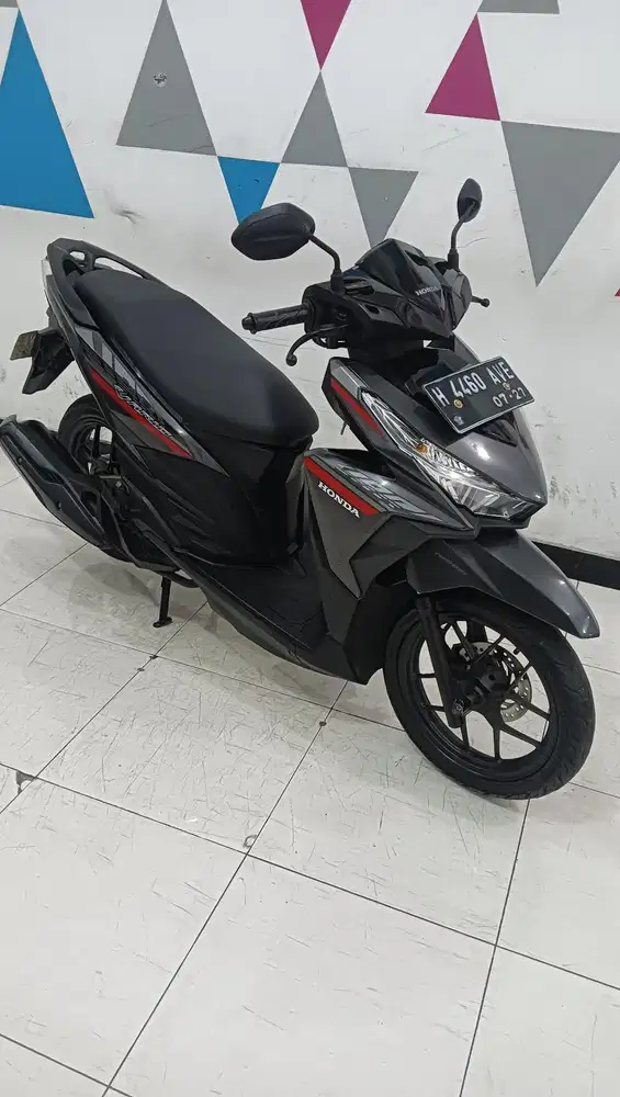 Honda Vario 125 LED CBS 2017 Dp.500 ribu