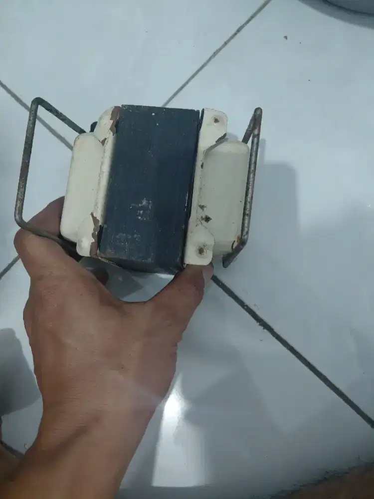 Step up/down transformer TC_500(110_220v)