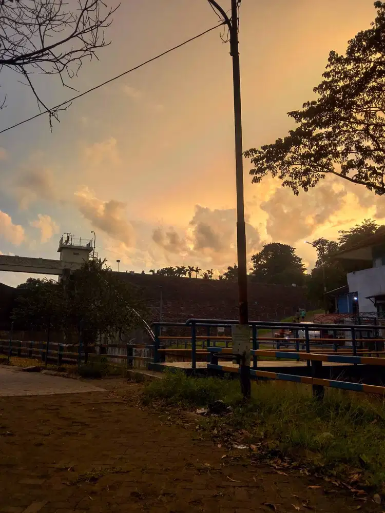 mencari pekerjaan paruh waktu