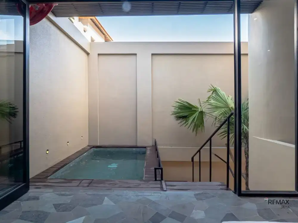 Villa Modern Unik Full Furnished Dijual, di Pererenan, Badung Area