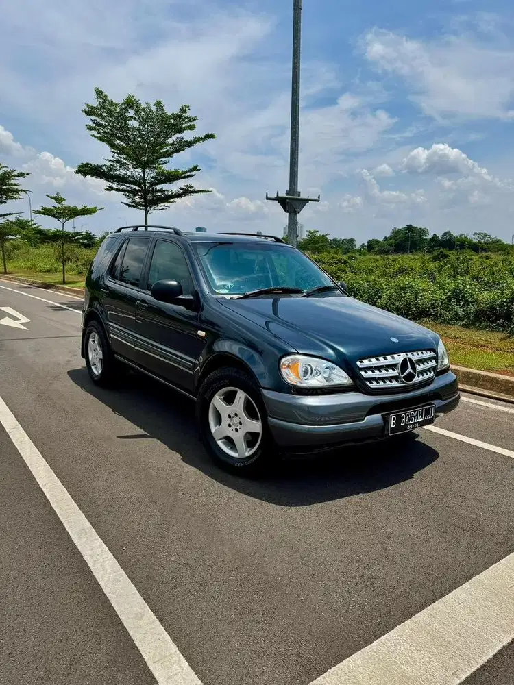 Mercedes benz ml320-w163 tahun 2000