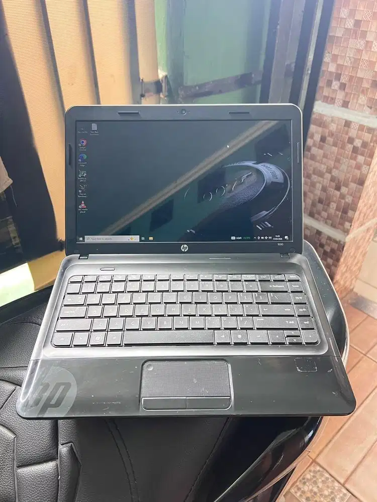 Laptop Hp 1000 Intel Core i3 Gen 2 Ram 8GB HDD 320GB SIAP PAKAI