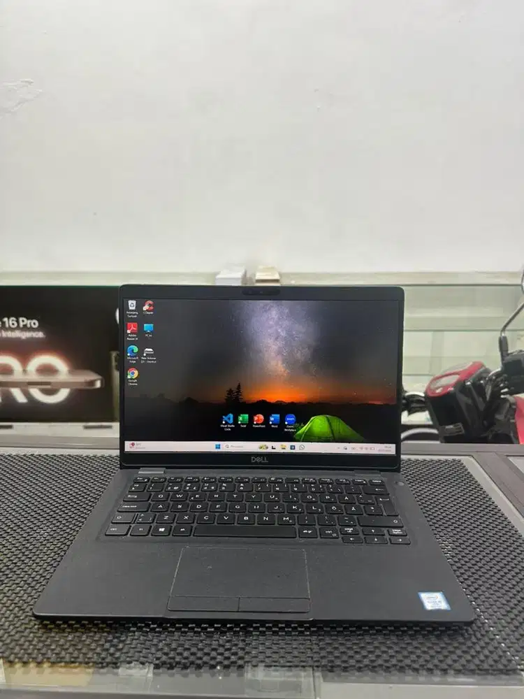 Laptop Dell Core i5 Gen 8 RAM 8GB SSD 256GB