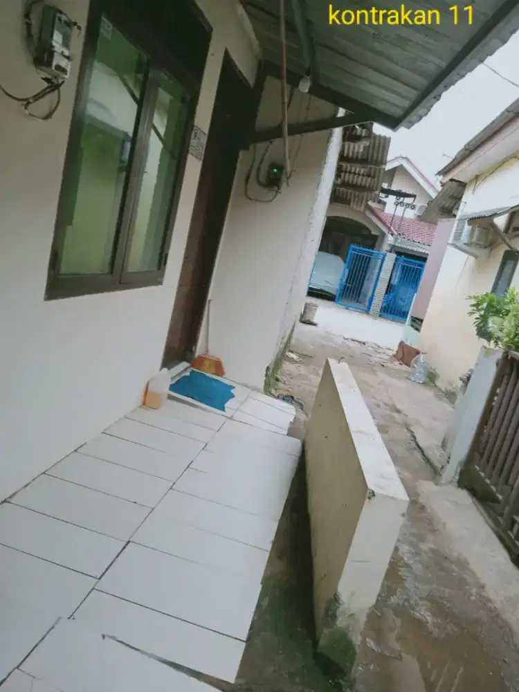 Dikontrakan Rumah Petakan