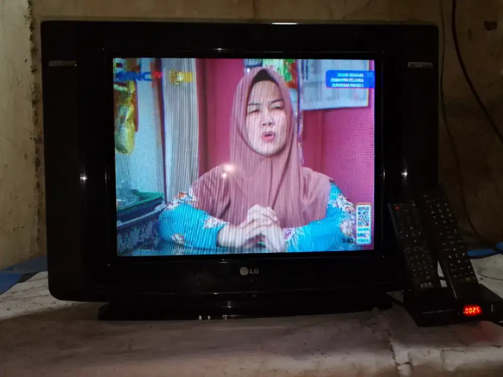TV 21 LG slim + STB remot