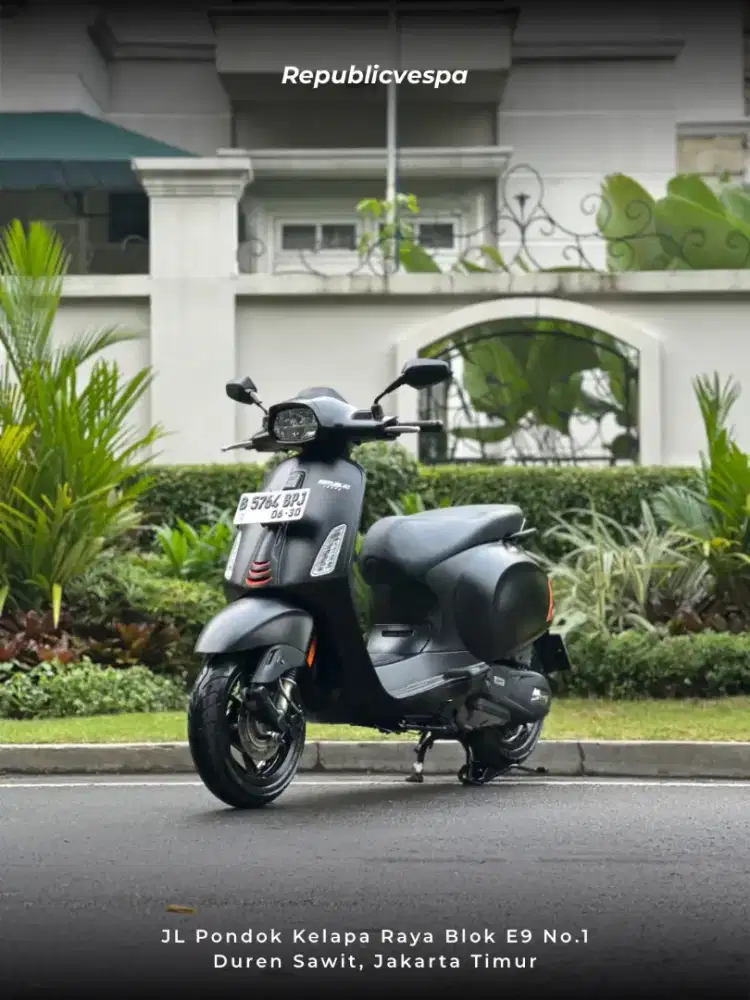 JUAL VESPA SPRINT S NEW MODEL 150 IGET ABS LED THN 2024 PERFECT CONDIT