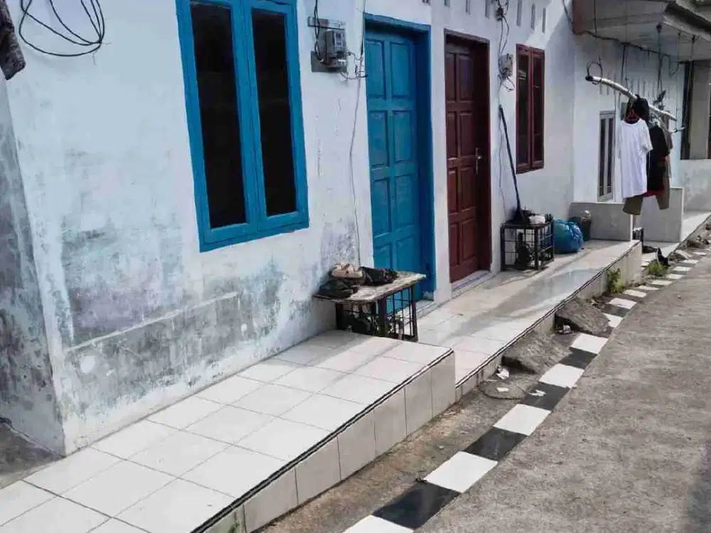 rumah sewa 4 pintu murah daerah di  flamboyan raya dekat setiabudi ringroad