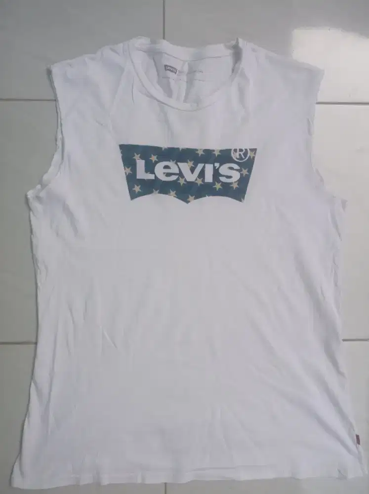 Kaos levis original