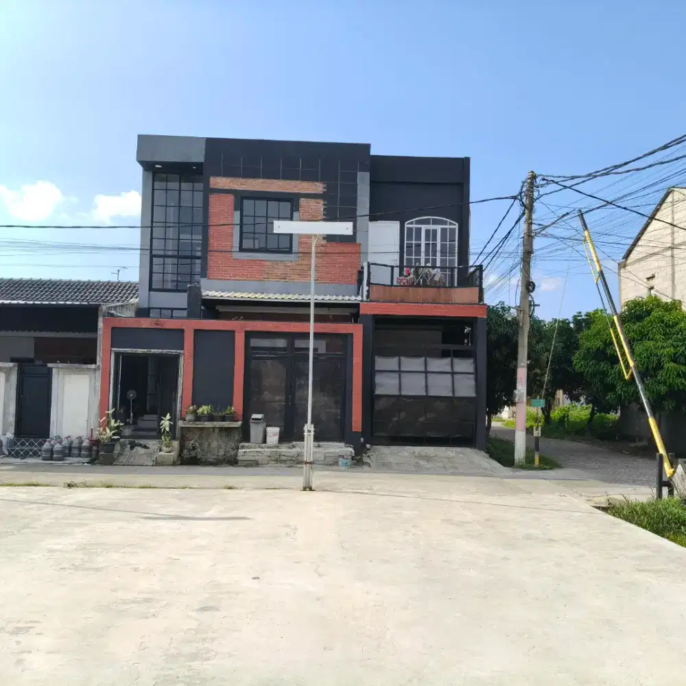 Di jual cepat rumah 2 lantai