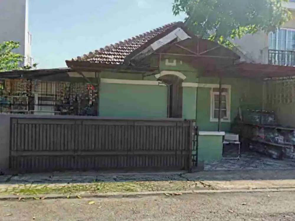 Rumah strategis luas 180 mtr Sentul city . Bogor