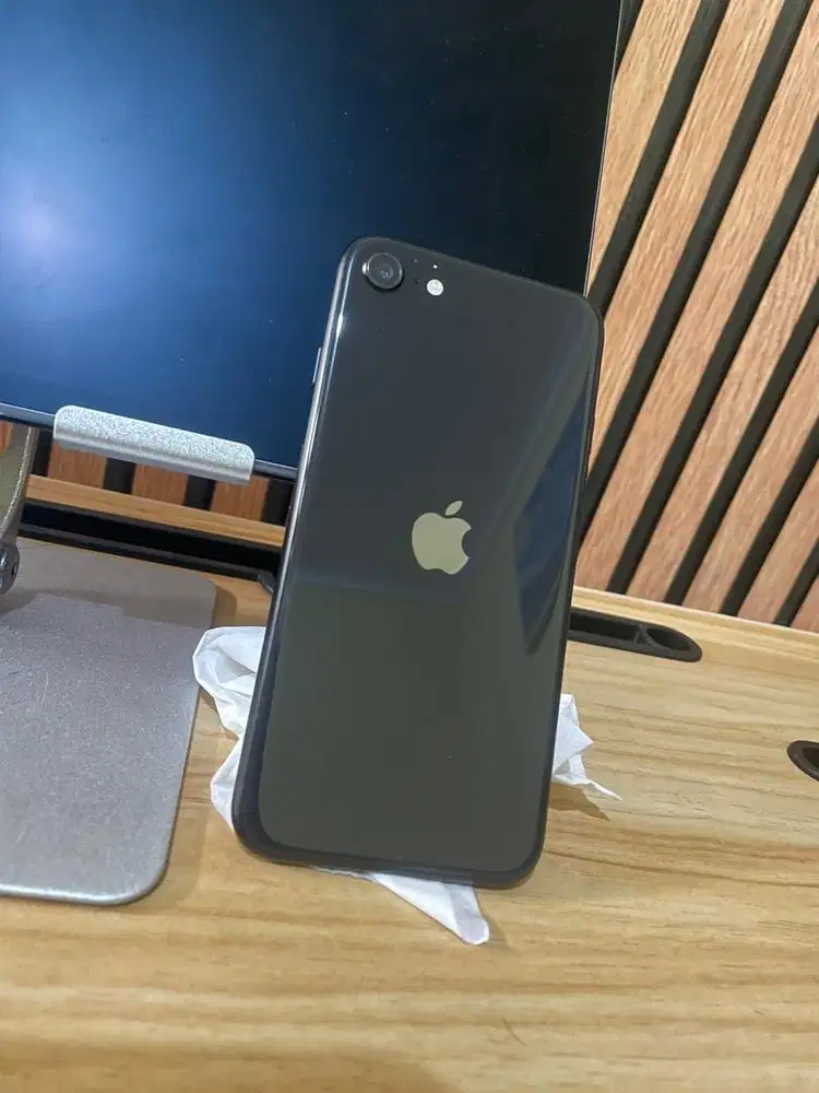 iPhone SE 2 128GB