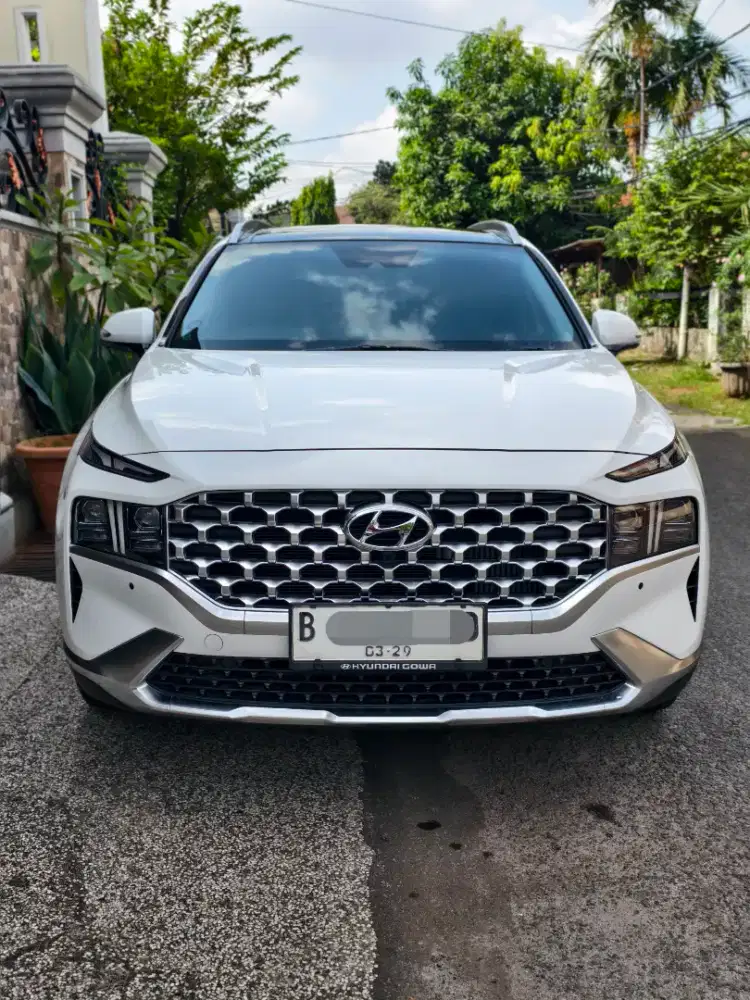 Hyundai santafe signature crdi low KM 2024