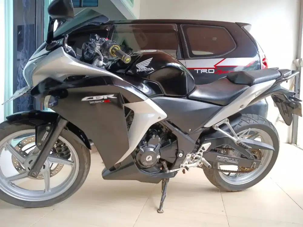 CBR 250 ABS barang rumahan