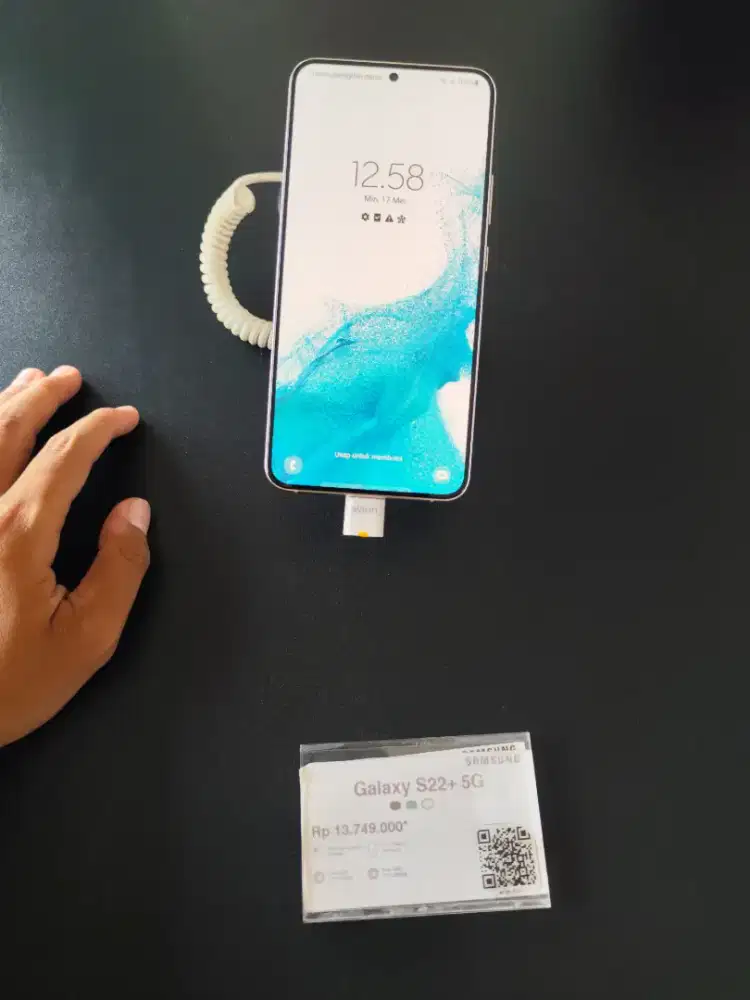 Samsung Galaxy S22+ 5G Kredit murah surabaya