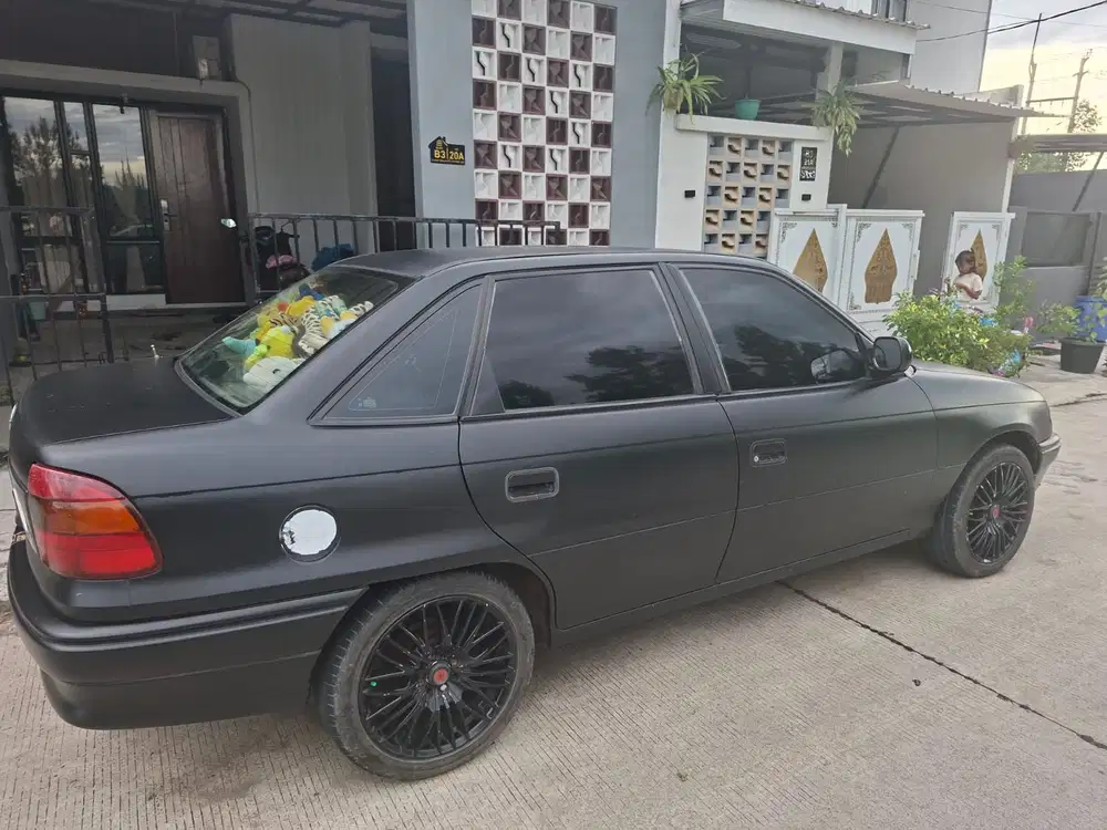 Opel Optima 1996 Bensin (masih bisa nego)