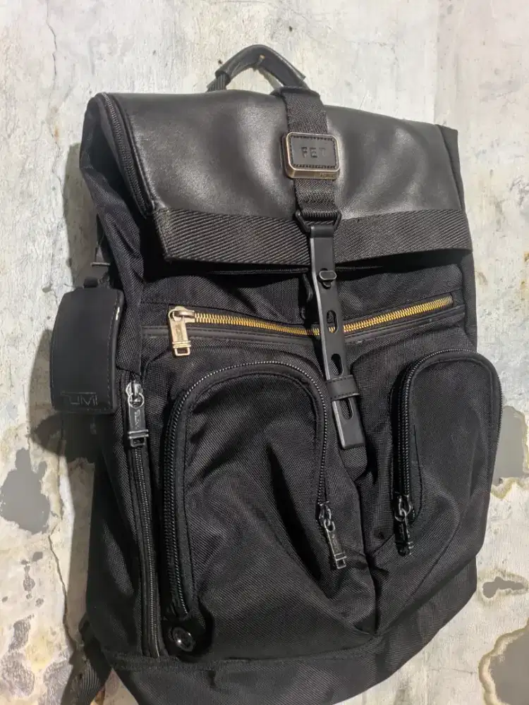 tas tumi alpha bravo