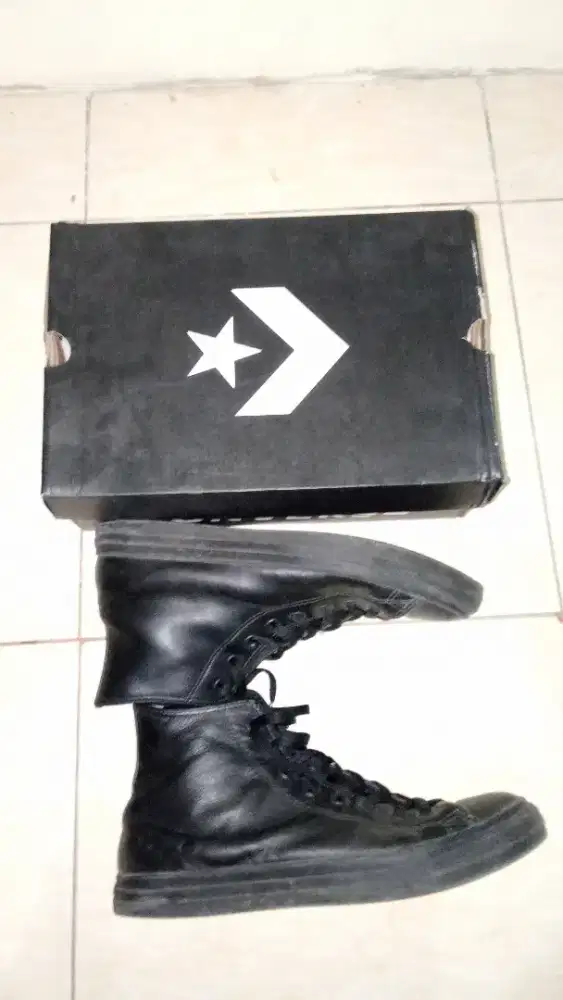 CONVERSE LEATHER HIGH FULL BLACK