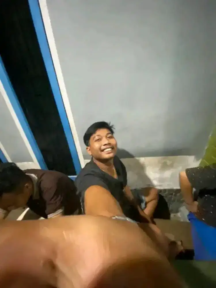 Kerja apa aja yg penting halal