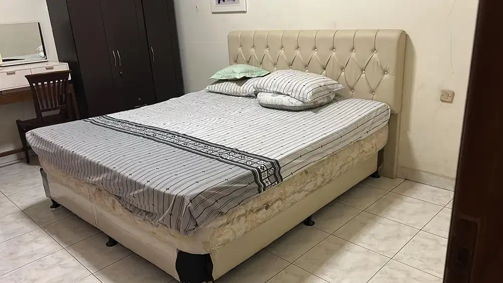 Tempat tidur sprinbed
