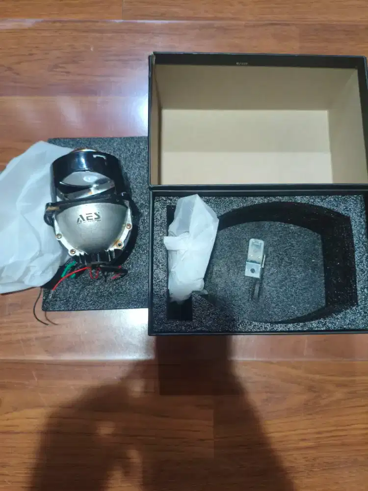 Lampu biled AES 2,5 inc