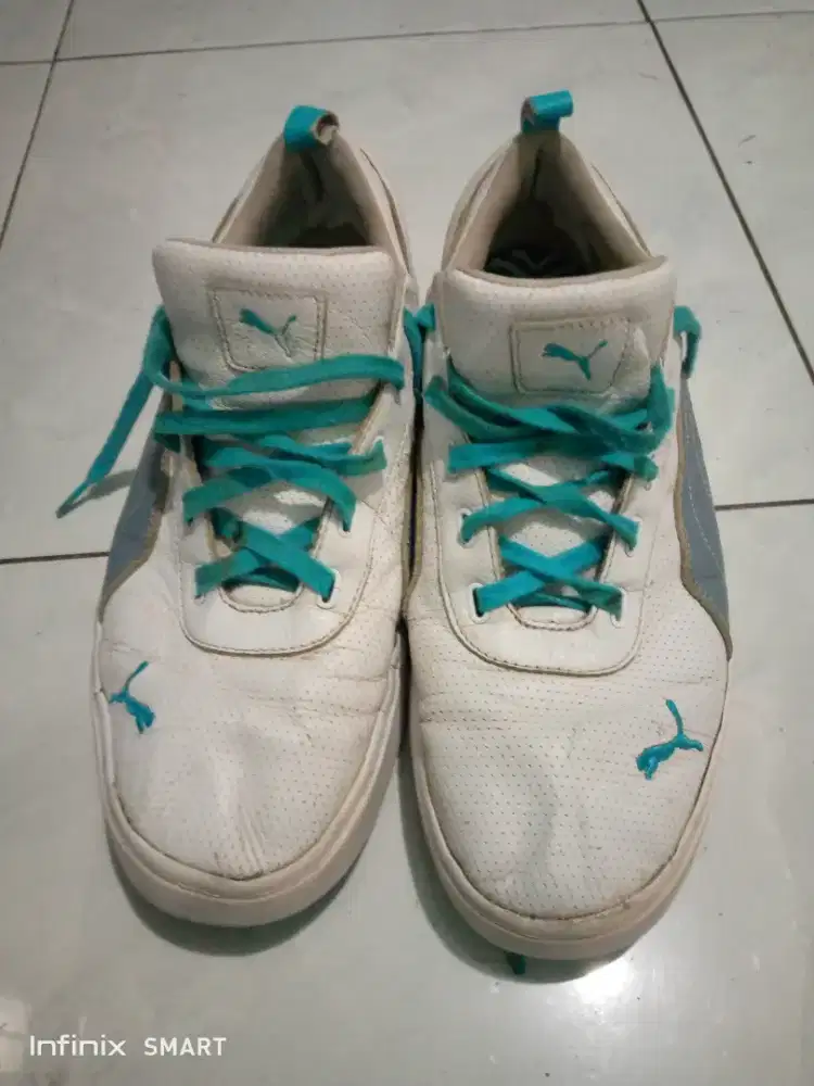 Sepatu olah raga /casual