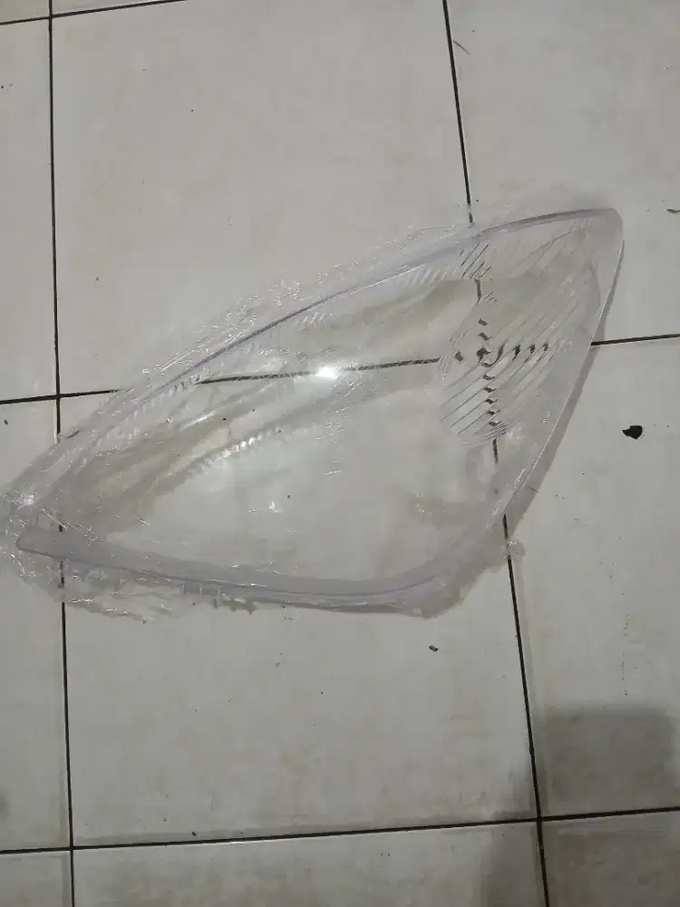 Mika kaca lampu depan avanza xenia vvti