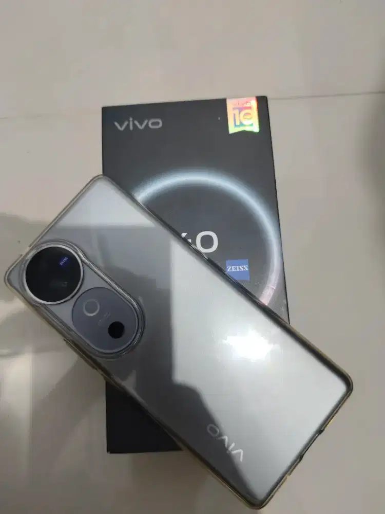 Dijual HP Vivo V40 5G 12+256 GB, Fullset.