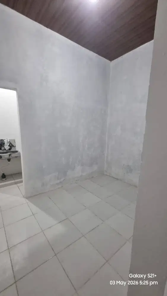 Kontrakan Kamar Mandi Dalam dengan Ruang Tamu dan Dapur