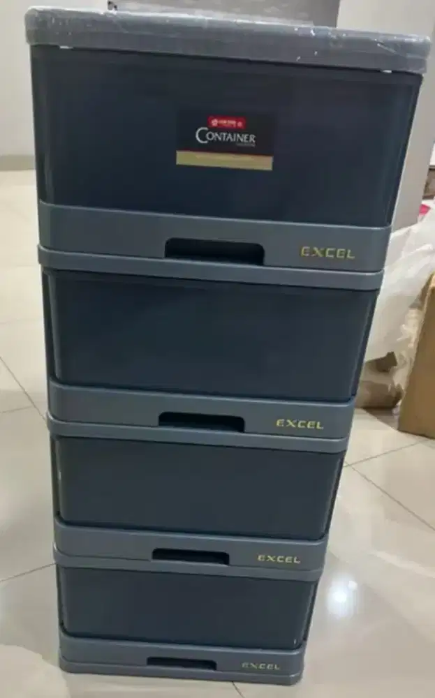 Laci Container 4 Susun Excel Lion Star