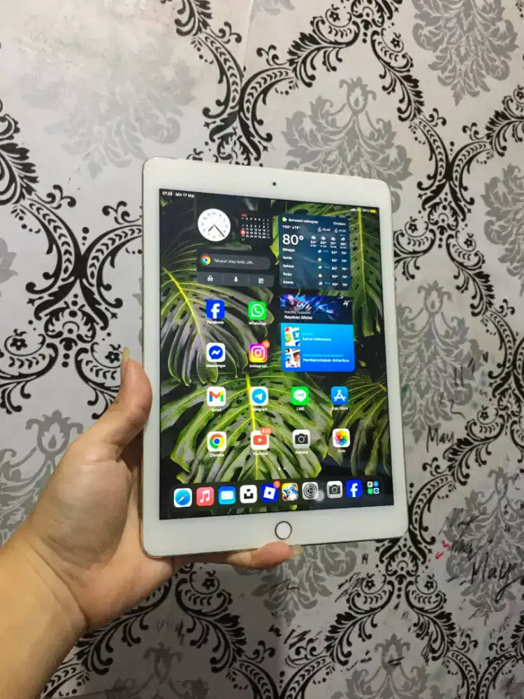 iPAD Air 2, 64 GB, Wifi Cellular 4G LTE Resmi iBOX
