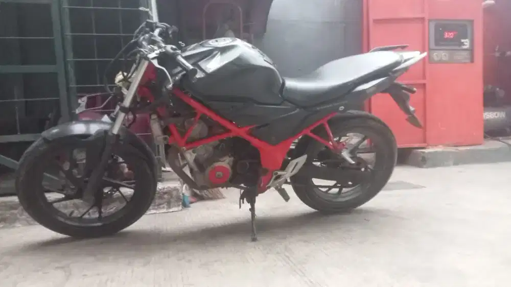 Jual Cepat Honda CB150R