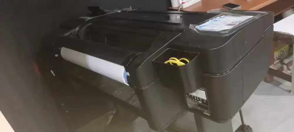 Printer HP Designjet Z9
Garansi Head Lifetime (ada spare 1 head)