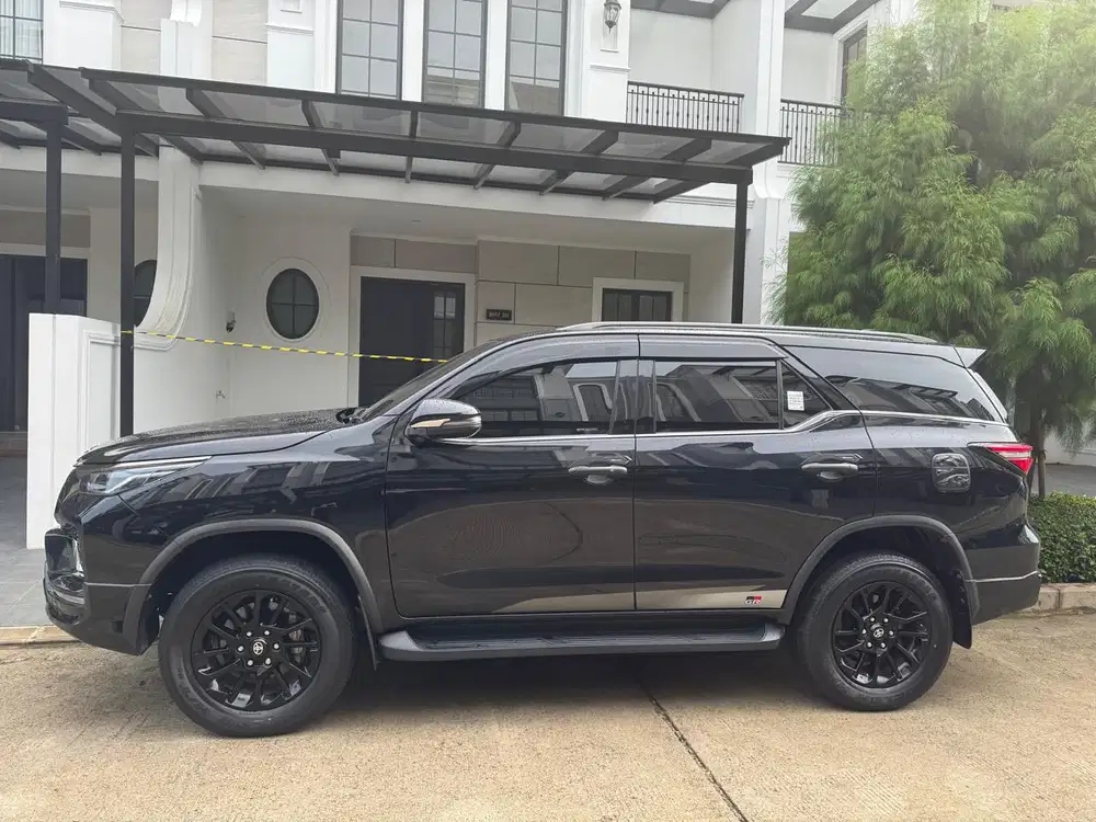 Toyota Fortuner 2023 Diesel