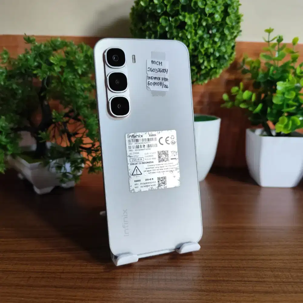 INFINIK Hot 60 pro Ram 8/256 GB ( Hp dan Charger) mulus banget