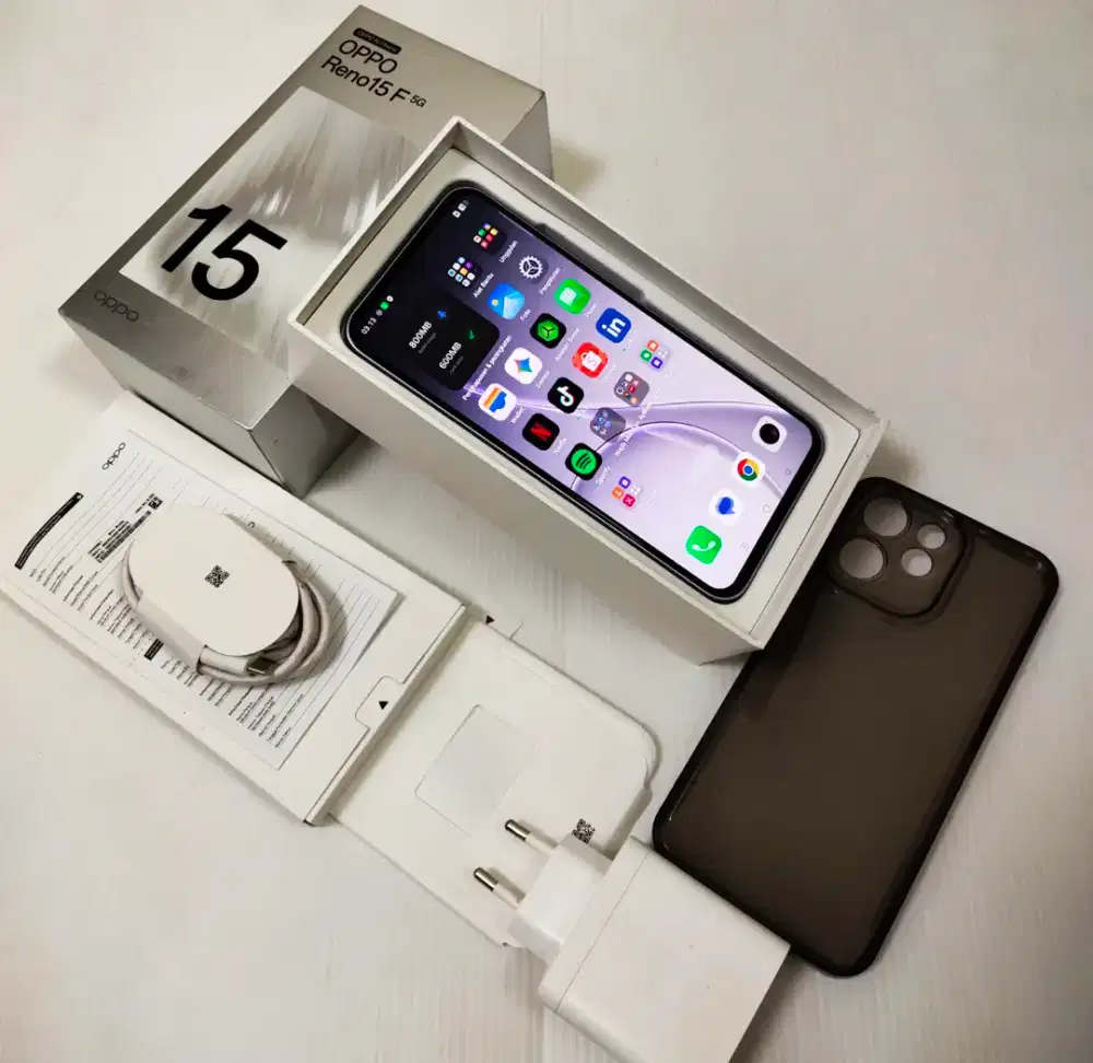 Oppo Reno 15F 5G 8+8/256GB