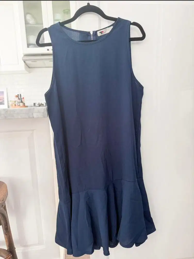 Dress TEMT sz S