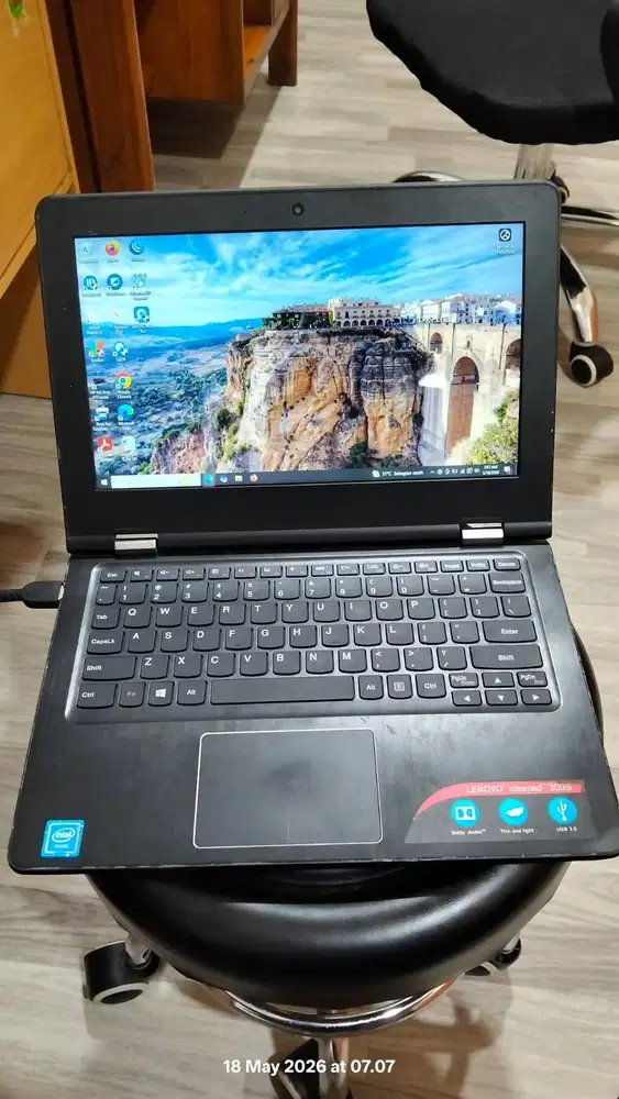 Laptop Lenovo Ideapad 300S
