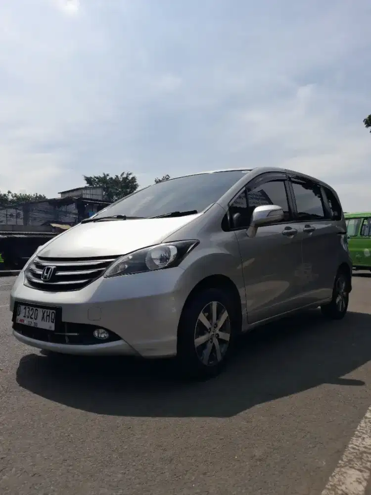 FREED PSD MATIC 2012