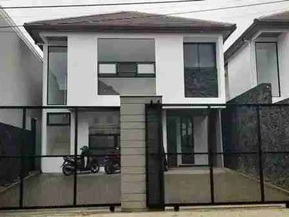 Rumah Murah Lux Minimalis Modern Di Setiabudhi regency plus kolam Renang