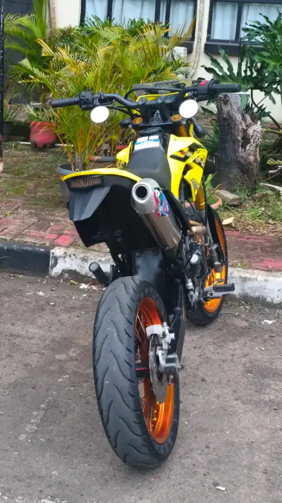 KAWASAKI D-TRACKER SE 2021