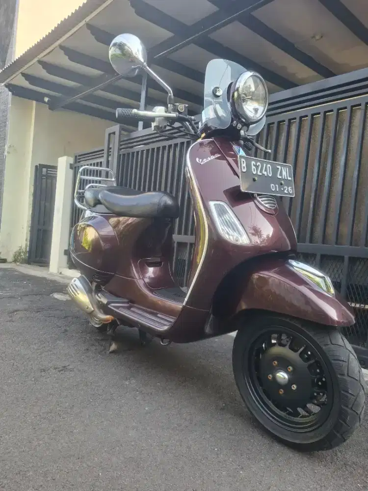 Piaggio  vespa  LXV 150.3v th 2013.