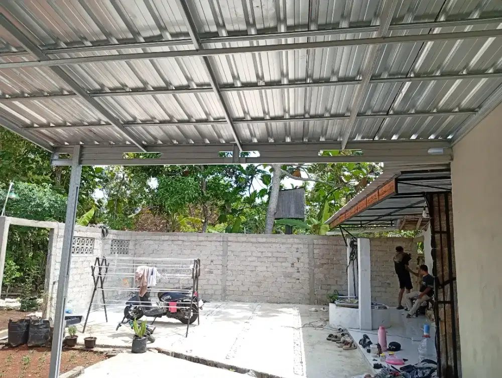 Baja ringan terpasang